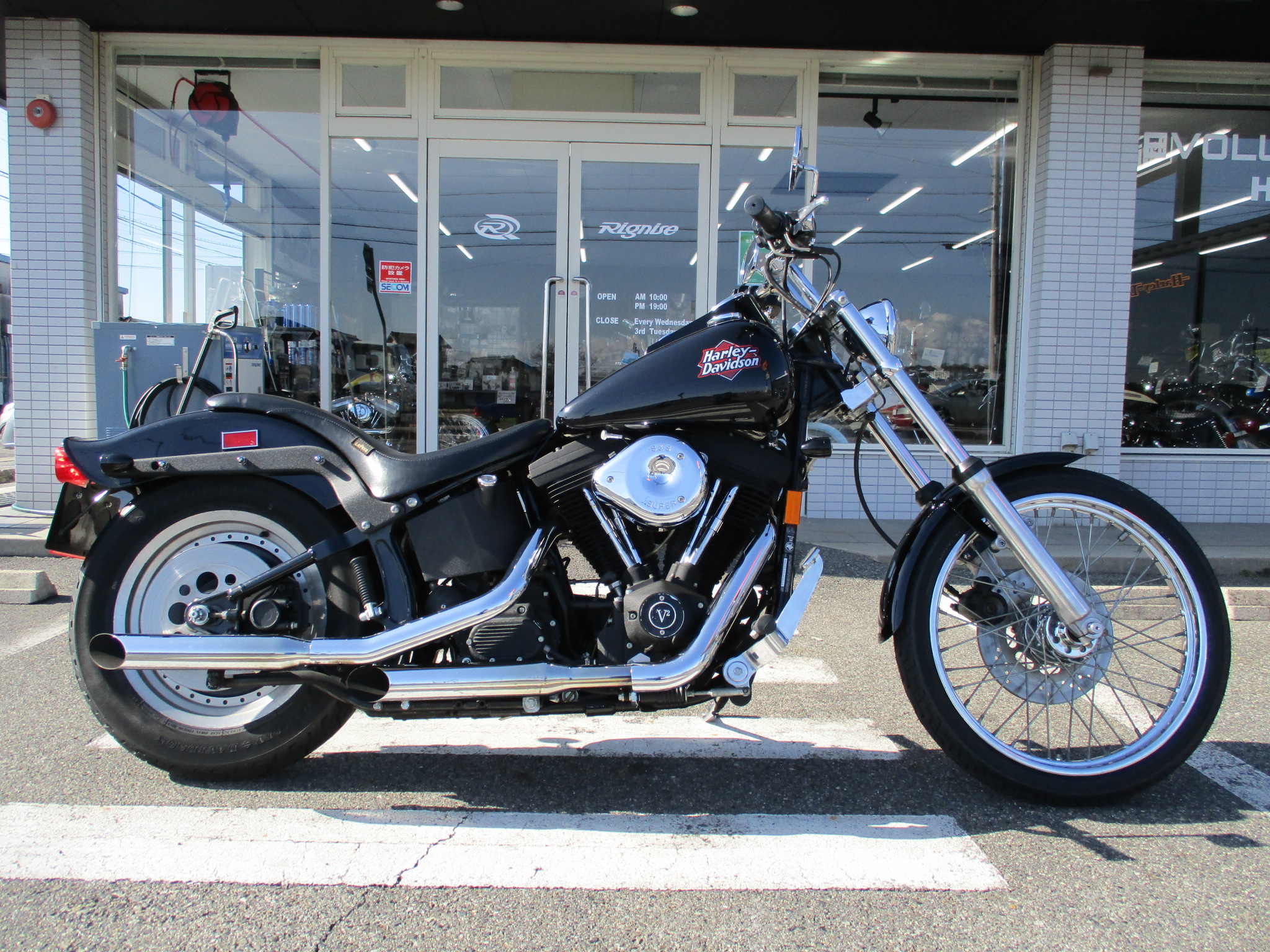 ハーレーの中古車 カスタム 修理ならエボリューションハーレーの専門店 リグニス Rignise ハーレーの中古車 カスタム 修理ならエボリューションハーレーの専門店 リグニス Rignise