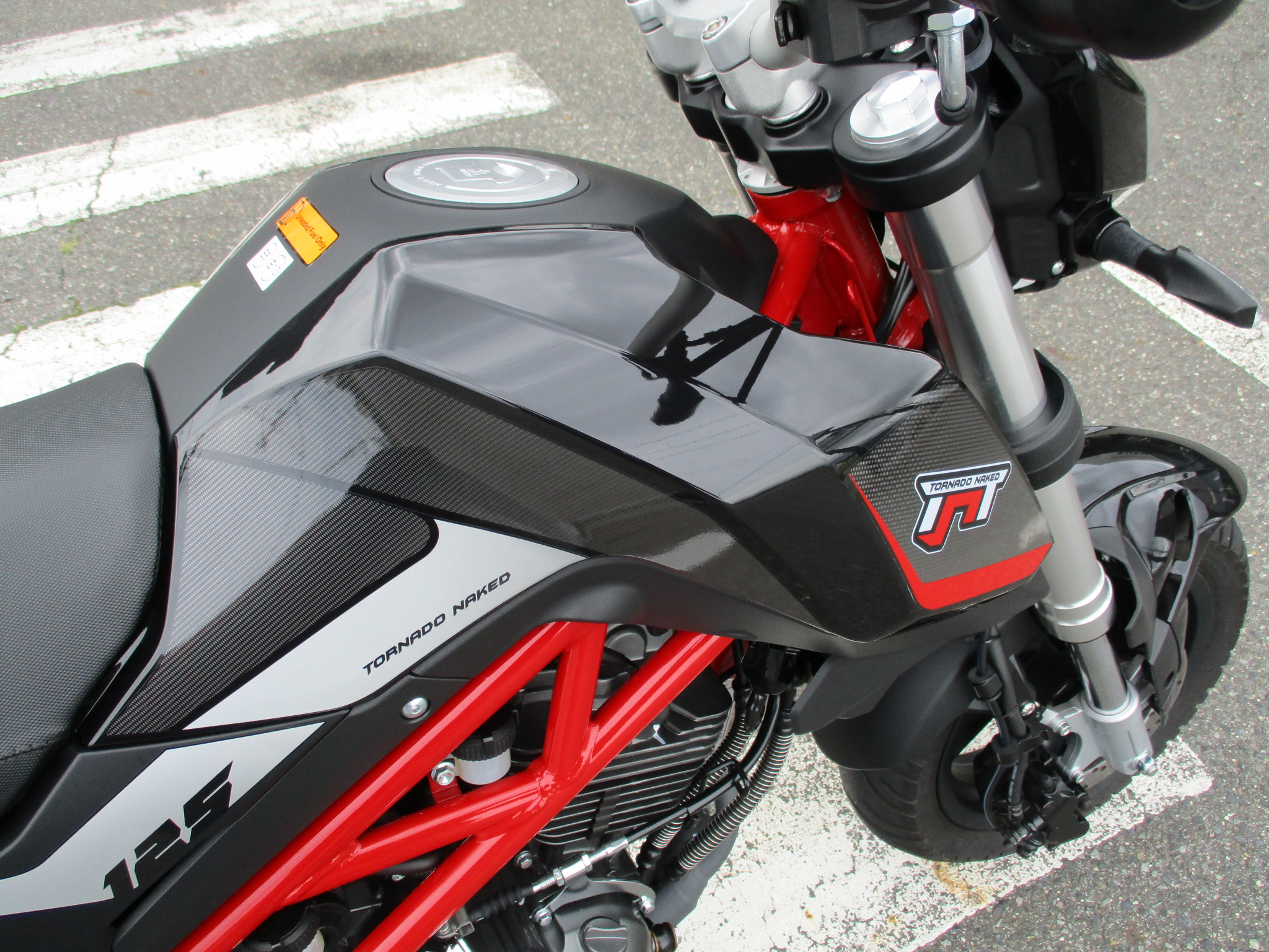 ベネリ TNT125 2022年モデル 中古車 ｜ Rignise(リグニス)