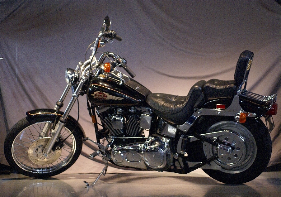 エルちゃん　ハーレー　エボ　1998 fxsts 純正マフラー エルちゃん ハーレー エボ 1998 fxsts 純正マフラー 2025年最新